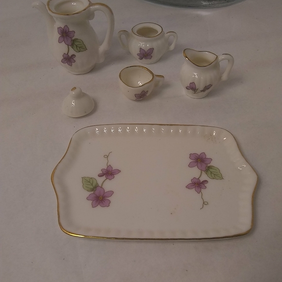LEFTON Miniature Tea Set White Lilac with Gold Trim 6 Piece' Vintage Collectible - Picture 2 of 9